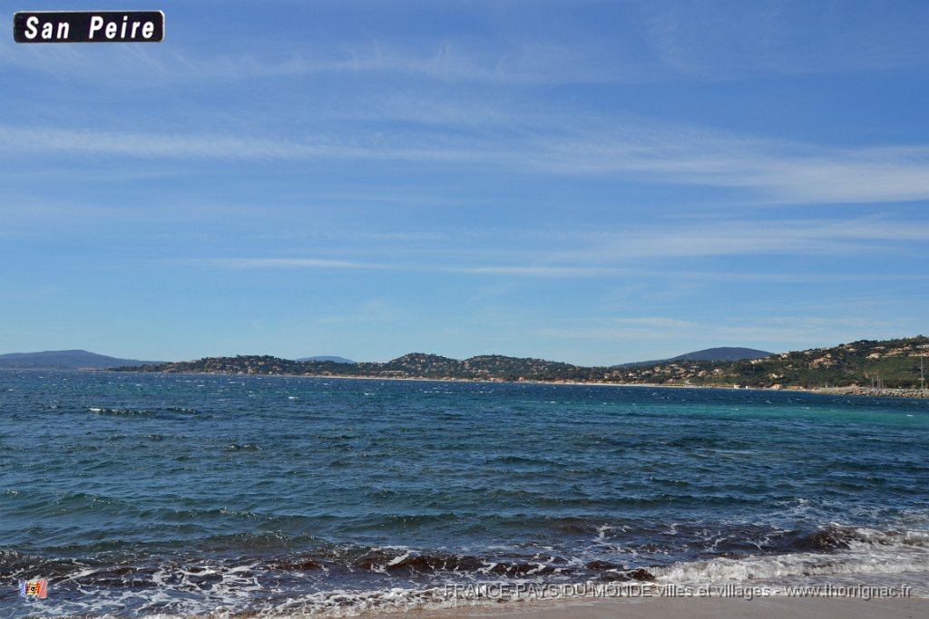 San Pereire 10 copie.jpg - San Peïre - Vue en direction de Sainte-Maxime. 02 avril 2015.